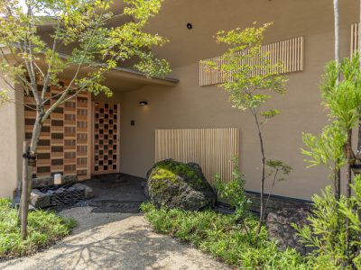 数寄屋造りのプロとコラボ。和モダンな平屋の暮らし。 <br> ≪シンプルスクエア長嶺東・数寄屋モデルハウス≫